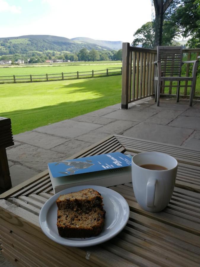 The Lodge Brecon B&B Exteriör bild